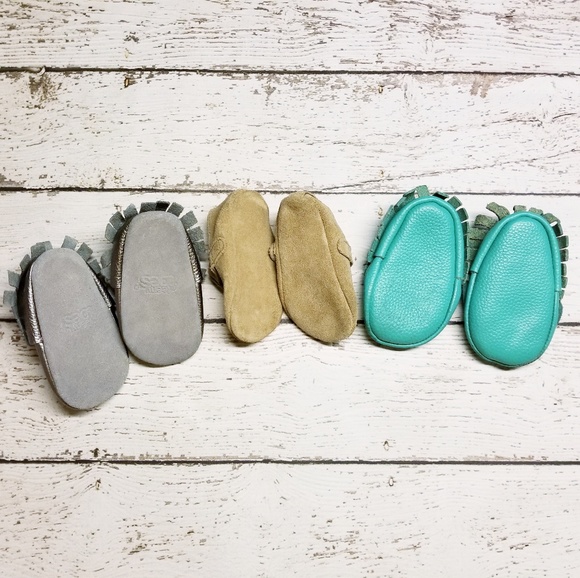 ***SOLD*** Leather Moccasins Baby Shoes Size 2 - Picture 2 of 2